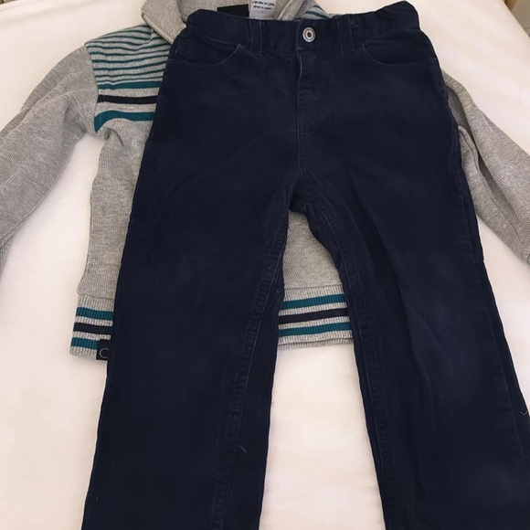 Calvin Klein outfit quarter zip up sweater and navy corduroy pants boys - Picture 4 of 4